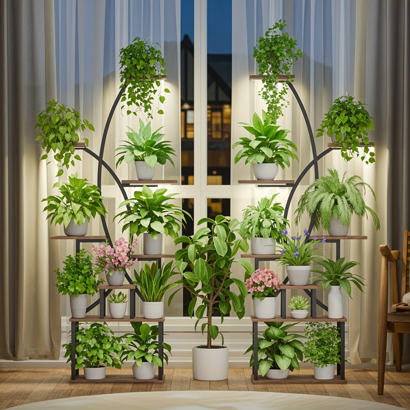 Suporte de planta interno com luz de crescimento, prateleira de planta alta de 8 camadas para plantas internas múltiplas, 65" prateleiras grandes de metal em forma curva para exibição de flores na sala de estar, pátio, varanda