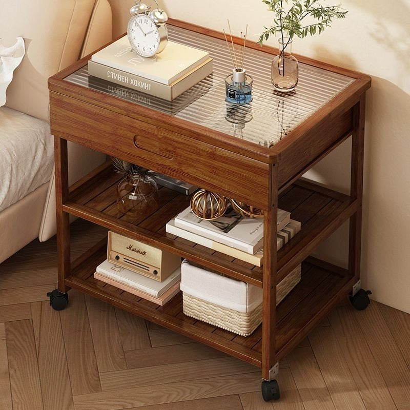 Mesa Lateral Moderna em Madeira – Organização e Estilo